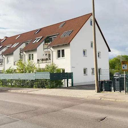 Fewo Am Park - 4P, Boxspringbett, Balkon, Smarttv, Gesundbrunnen, Familienfreundlich Halle  Esterno foto